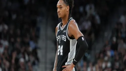 巴西球星绍洛·米内罗宣布加入上海申花足球俱乐部